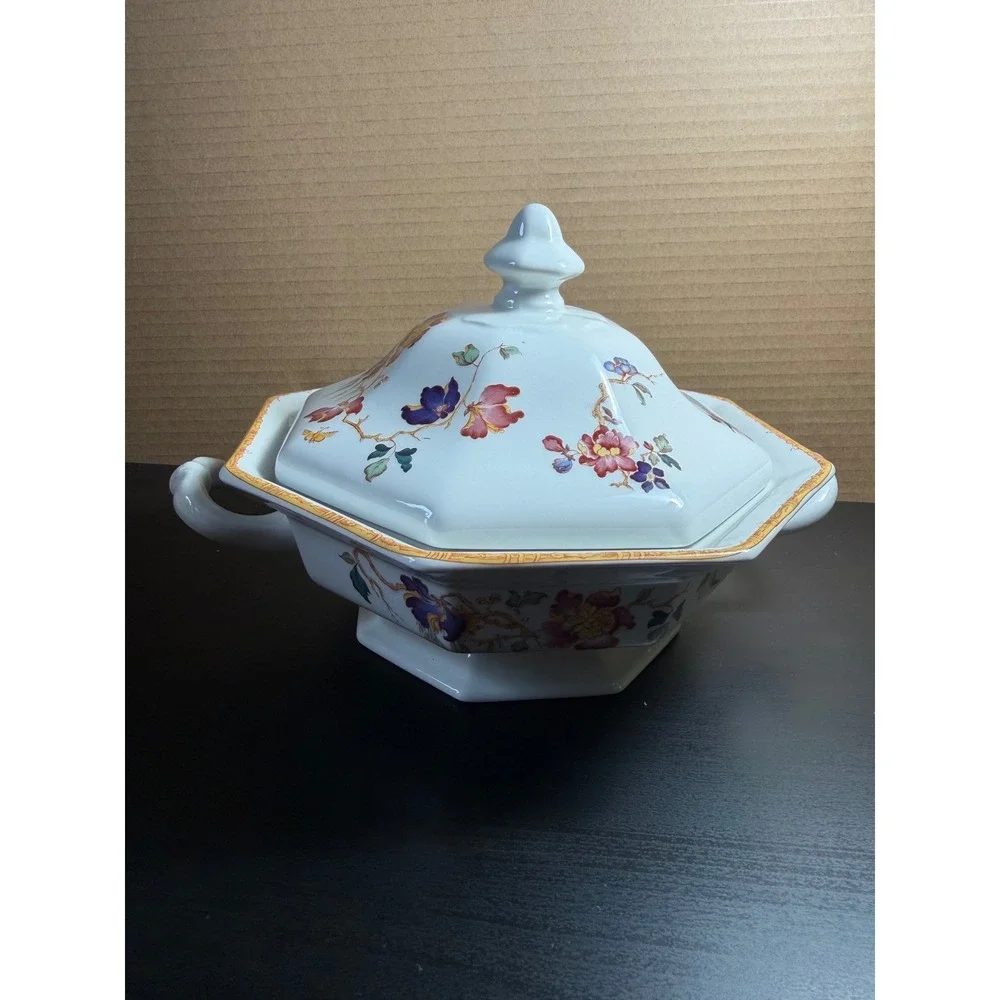 Wedgwood devon rose